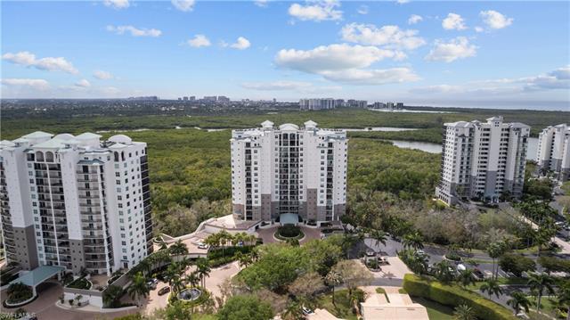 445 Cove Tower Dr 402
