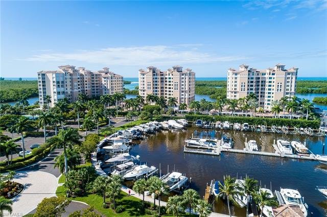 445 Dockside Dr A-804