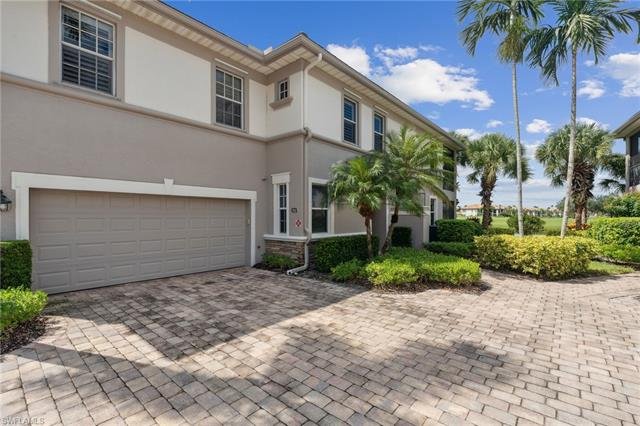 8739 Coastline Ct 102